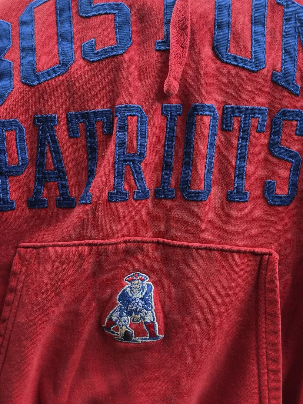 Boston Patriots Red Hoodie Pullover - Team Graphic Sweatshirt